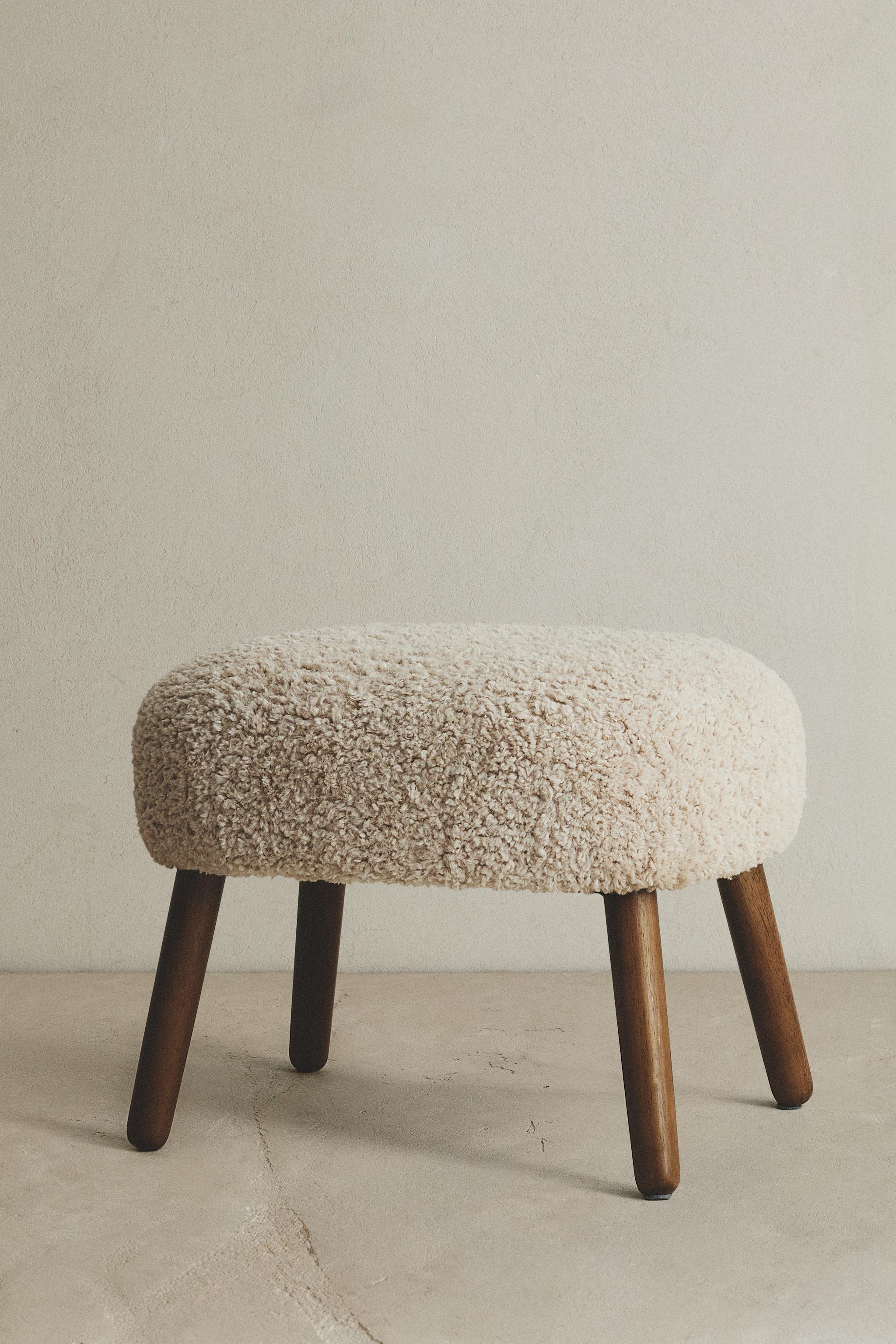 TERRYCLOTH FOOTREST STOOL